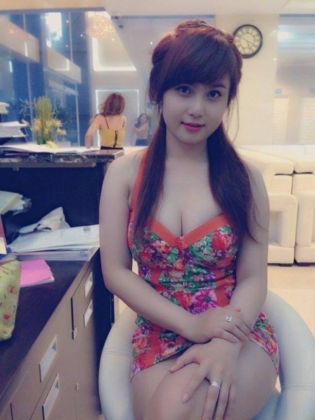《艳美2》动漫在线